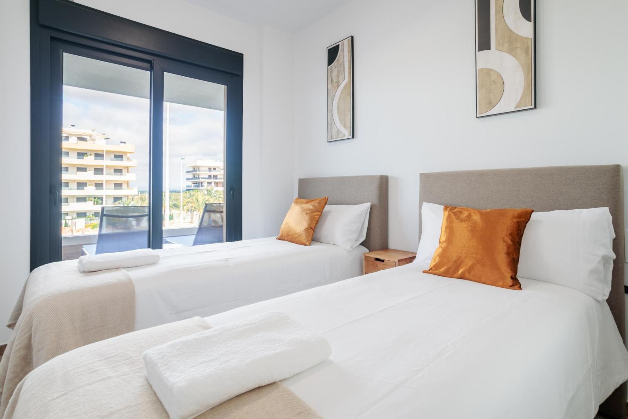 Arenales Terrace Refugee New Apartment With Pool And Gym Arenales del Sol Exteriör bild