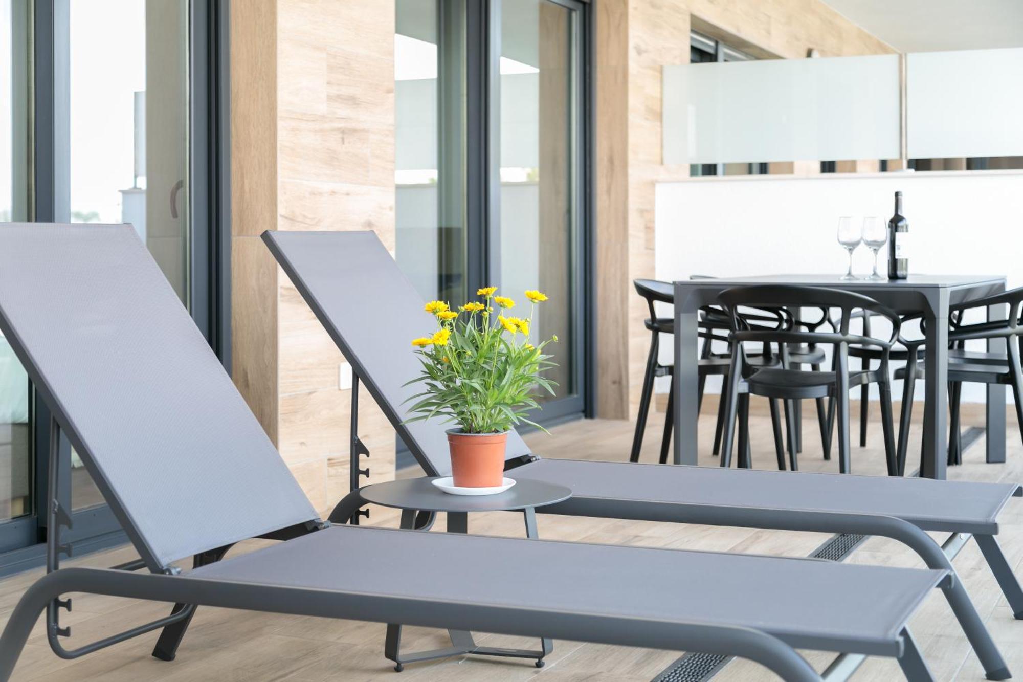 Arenales Terrace Refugee New Apartment With Pool And Gym Arenales del Sol Exteriör bild